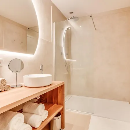 Renovated - With Sea View! Daire