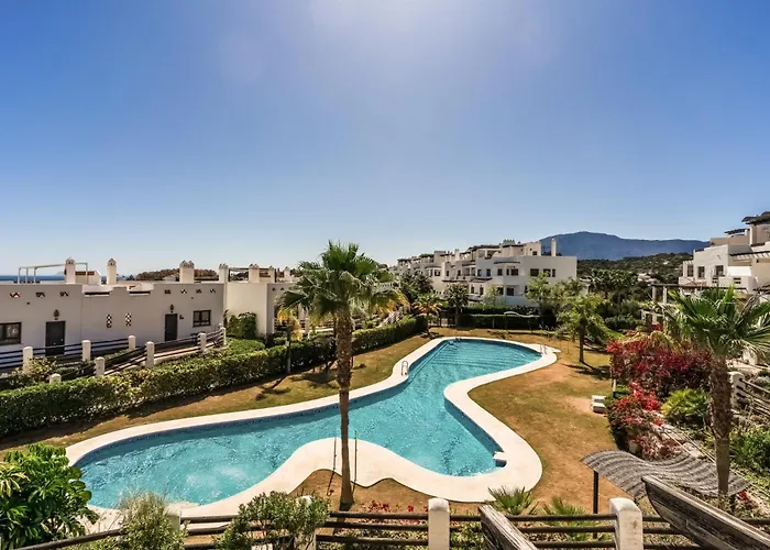 Apartment Renovated - With Sea View! Estepona